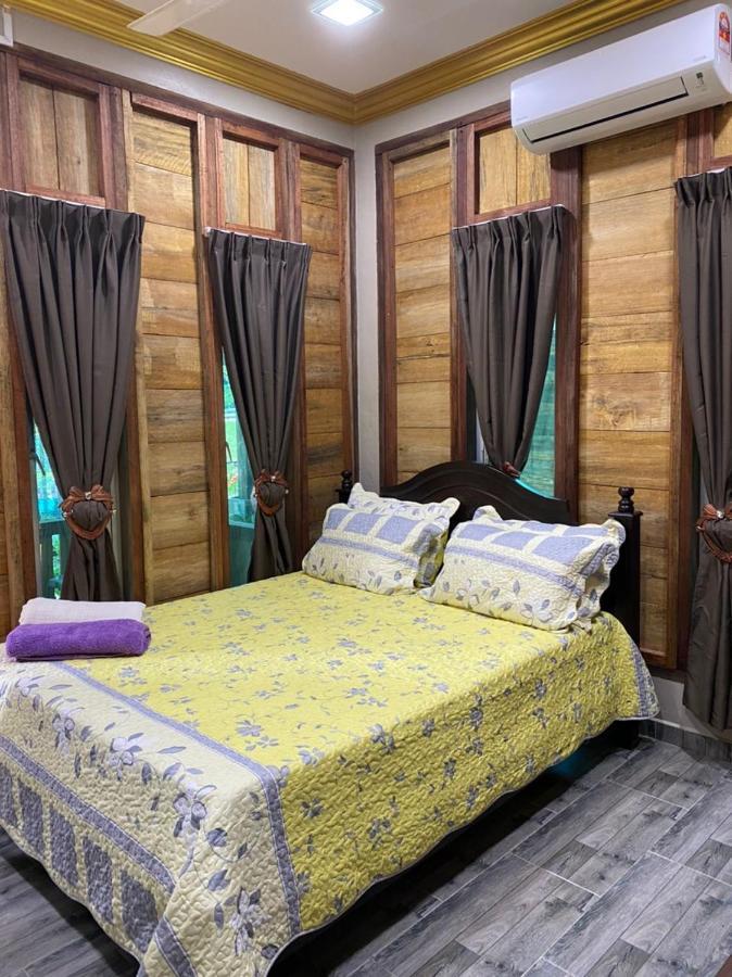 Homestay Dusun Ana Balun Слим Ривер Экстерьер фото